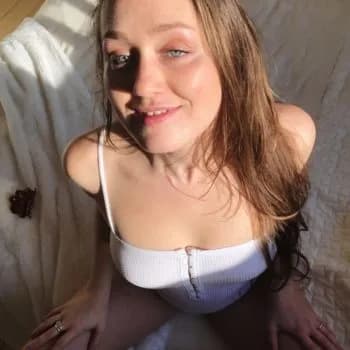 Profil de Anaëlle, 22 ans, Escort à Müllheim-Wigoltingen (Thurgovie)