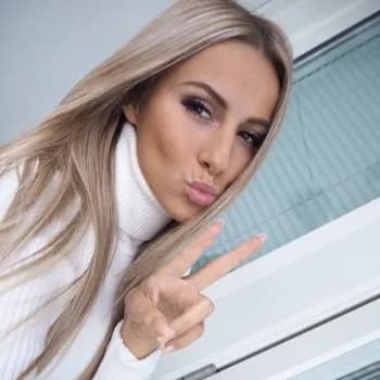 Profil de Alessia, 35 ans, Escort à Uors (Lumnezia) (Grisons)