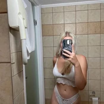 Profil de Rose, 29 ans, Escort à Ried (Frutigen) (Berne)