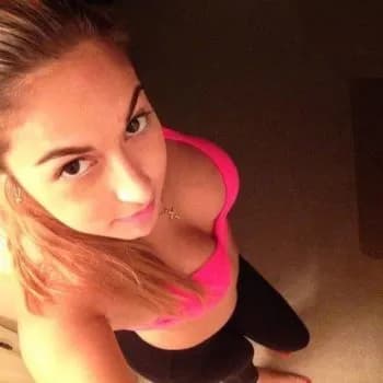 Profil de Léonore, 23 ans, Escort à Küblis (Grisons)