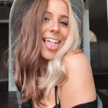 Profil de Mira, 28 ans, Escort à Luven (Grisons)