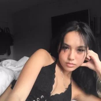 Profil de Ilham, 37 ans, Escort à Mon (Grisons)