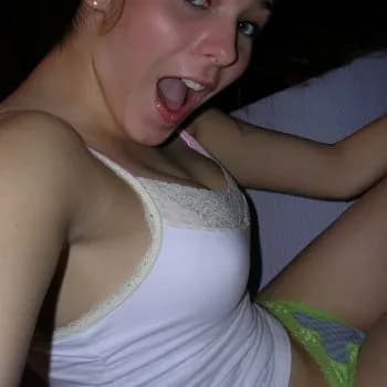 Profil de Niya, 29 ans, Escort à Cama (Grisons)