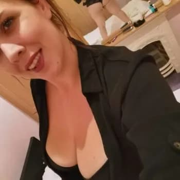Profil de Malika, 25 ans, Escort à Stels (Grisons)