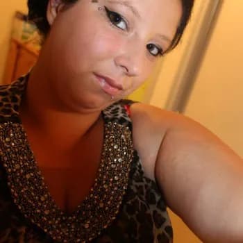 Lexie - Escort à Niederneunforn Profil de Lexie, 32 ans, Escort à Niederneunforn (Thurgovie)